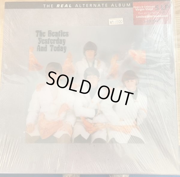 Photo1: The Beatles "Yesterday And Today" 5 LP plus 3 CD. 3D box (1)